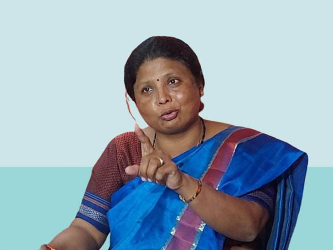 time to crack down on BJP loyalists criticism of sushma andhare in ahmadnagar | भाजपातील निष्ठावंतांवर सतरंज्या उचलण्याची वेळ; सुषमा अंधारे यांची टीका time to crack down on BJP loyalists criticism of sushma andhare in ahmadnagar | भाजपातील निष्ठावंतांवर सतरंज्या उचलण्याची वेळ; सुषमा अंधारे यांची टीका