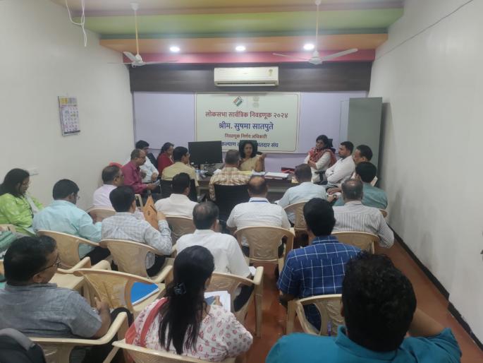 all the systems should work in team spirit and coordination for the lok sabha elections 2024 appeal of sushma satpute | लोकसभा निवडणुकीसाठी सर्व यंत्रणांनी सांघिक भावनेने आणि समन्वयाने काम करावे; सुषमा सातपुते यांचे आवाहन