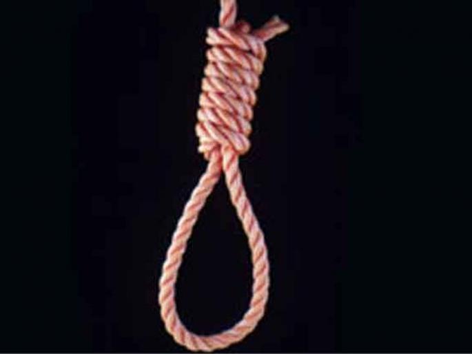 student hang himself due to lack fo money for eduaction | शिक्षणासाठी पैसे नसल्याने विद्यार्थ्याची आत्महत्या