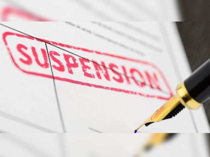 On Labor Day, ST Corporation suspended two employees | कामगार दिनीच एसटी महामंडळाने दोन कर्मचाऱ्यांच्या निलंबनाचे पत्र काढले