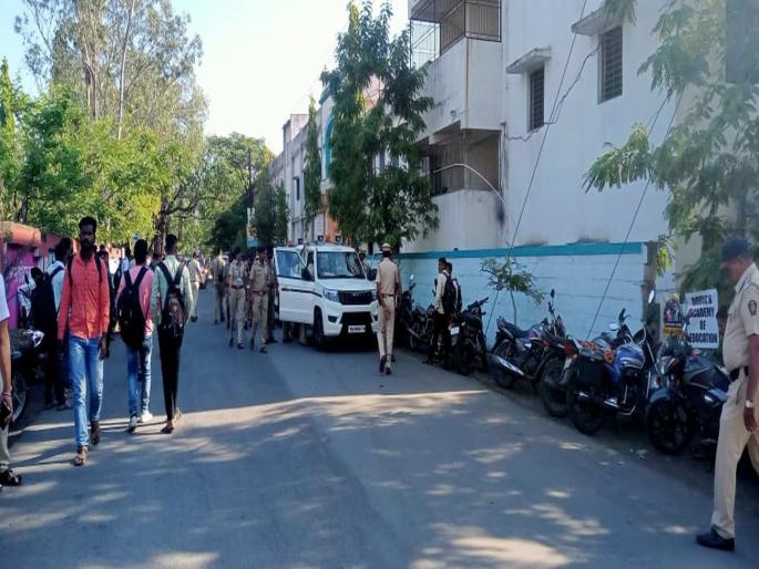 The police recruitment field test was tough, but the written test failed | पोलीस भरतीच्या मैदानी चाचणीत जीव तोडून धावले, मात्र लेखी परीक्षेला मारली दांडी The police recruitment field test was tough, but the written test failed | पोलीस भरतीच्या मैदानी चाचणीत जीव तोडून धावले, मात्र लेखी परीक्षेला मारली दांडी