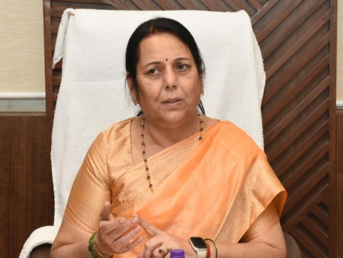 Construct a new bridge over the Kosbad-Vartha Nala; Legislative Council Deputy Speaker Neelam Gorhe directed | कोसबाड-वरठा नाल्यावर नवीन पूल बांधा; विधान परिषद उपसभापती नीलम गोऱ्हे यांचे निर्देश