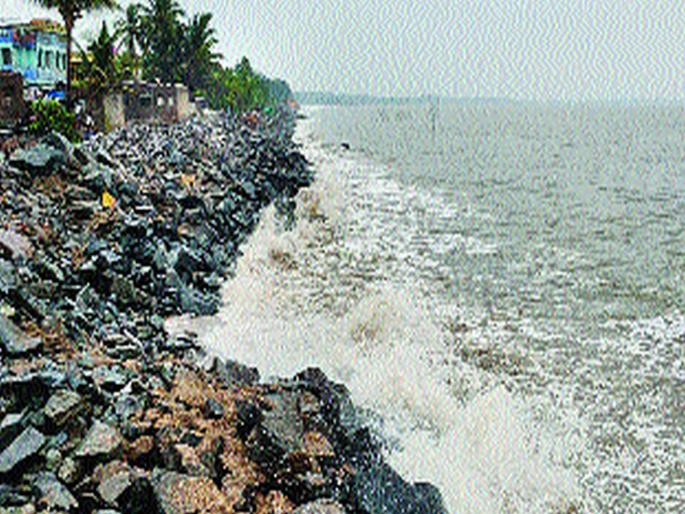 The intensity of the cyclone slowed down in Palghar district | चक्रीवादळाची तीव्रता पालघर जिल्ह्यात मंदावली The intensity of the cyclone slowed down in Palghar district | चक्रीवादळाची तीव्रता पालघर जिल्ह्यात मंदावली