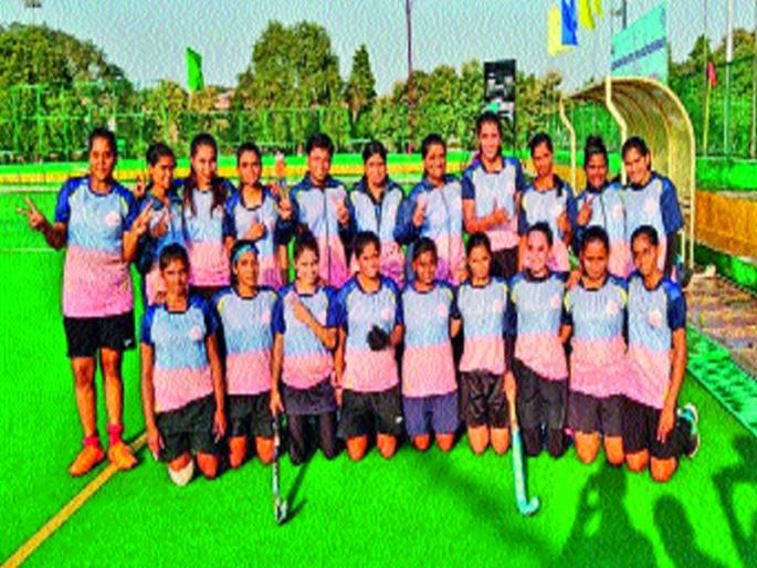 Savitribai Phule Pune University team bronze | सावित्रीबाई फुले पुणे विद्यापीठ संघाला कांस्य