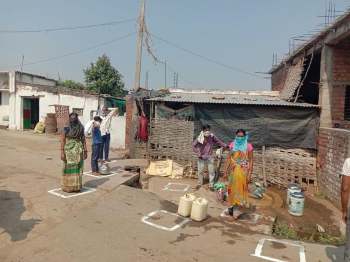 forget fighting for water | Corona virus in Chandrapur; विसरा आता नळावरची भांडणे; गुण्यागोविंदाने पाणी भरा forget fighting for water | Corona virus in Chandrapur; विसरा आता नळावरची भांडणे; गुण्यागोविंदाने पाणी भरा
