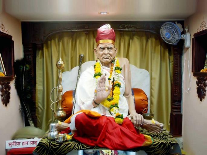 know about swami samarth mantra pushpanjali in marathi | स्वामीपूजन, आरती झाल्यावर आवर्जून म्हणा ‘स्वामी समर्थ मंत्र पुष्पांजली’; होईल स्वामीकृपा! know about swami samarth mantra pushpanjali in marathi | स्वामीपूजन, आरती झाल्यावर आवर्जून म्हणा ‘स्वामी समर्थ मंत्र पुष्पांजली’; होईल स्वामीकृपा!