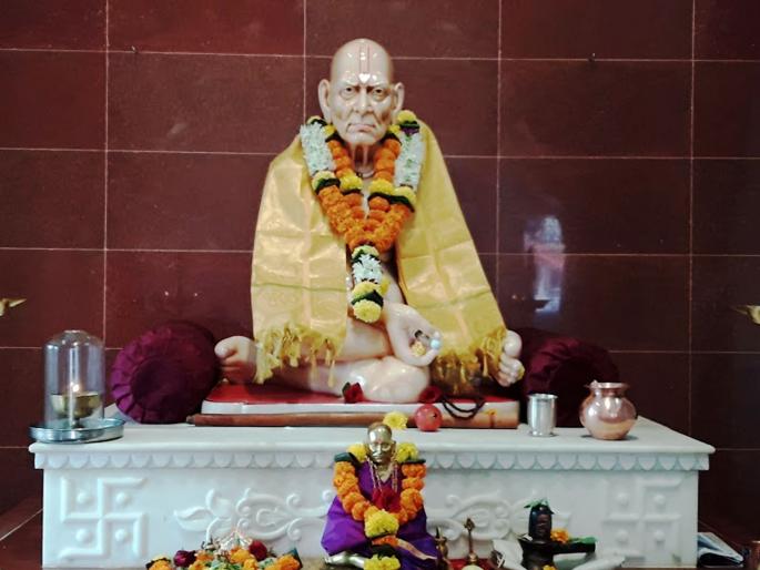 guru purnima 2021 swami samarth maharaj says that always be loyal to sadguru | Guru Purnima 2021: गुरुपौर्णिमा: स्वामी समर्थ म्हणतात, सद्गुरुशी नेहमीच एकनिष्ठ असावे; वाचा, बोधकथा guru purnima 2021 swami samarth maharaj says that always be loyal to sadguru | Guru Purnima 2021: गुरुपौर्णिमा: स्वामी समर्थ म्हणतात, सद्गुरुशी नेहमीच एकनिष्ठ असावे; वाचा, बोधकथा