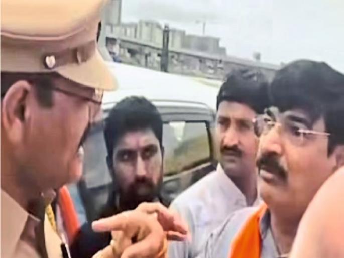 Former MLA Vikram Sawant had an argument with the police after they stopped vehicles carrying food to Maratha brothers | Maratha Reservation: आंदोलकांसाठी जेवण नेणाऱ्या गाड्या रोखल्या, माजी आमदार विक्रम सावंत यांचा मुंबईत पोलिसांशी वाद Former MLA Vikram Sawant had an argument with the police after they stopped vehicles carrying food to Maratha brothers | Maratha Reservation: आंदोलकांसाठी जेवण नेणाऱ्या गाड्या रोखल्या, माजी आमदार विक्रम सावंत यांचा मुंबईत पोलिसांशी वाद