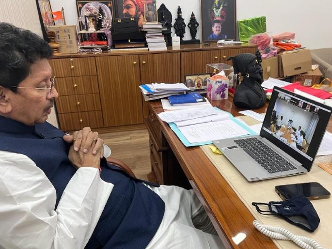 Prepare updated plan of Sawantwadi bus station building, Minister Deepak Kesarkar instructions | सावंतवाडी बस स्थानकाच्या इमारतीचा अद्यावत आराखडा तयार करा, मंत्री केसरकरांच्या सूचना Prepare updated plan of Sawantwadi bus station building, Minister Deepak Kesarkar instructions | सावंतवाडी बस स्थानकाच्या इमारतीचा अद्यावत आराखडा तयार करा, मंत्री केसरकरांच्या सूचना