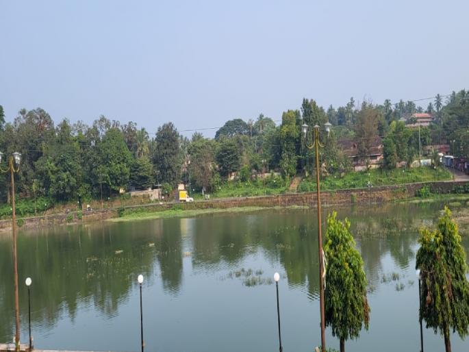 Anger that boyfriend is talking to another girl, girlfriend suicide attempt in Sawantwadi | प्रियकर दुसऱ्या मुलीशी बोलतो, संतप्त प्रेयसीचा आत्महत्येचा प्रयत्न; सावंतवाडीतील घटना Anger that boyfriend is talking to another girl, girlfriend suicide attempt in Sawantwadi | प्रियकर दुसऱ्या मुलीशी बोलतो, संतप्त प्रेयसीचा आत्महत्येचा प्रयत्न; सावंतवाडीतील घटना