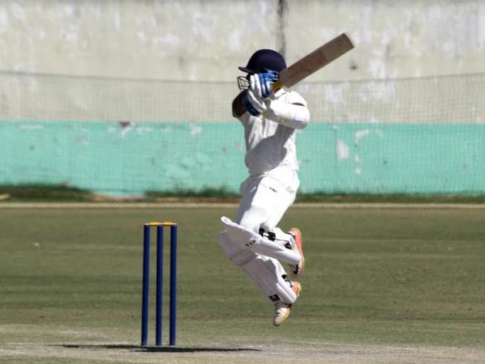 Vijay Hazare Trophy: Goa Beats Tamil nadu | विजय हजारे चषक : स्वप्नीलच्या शतकाच्या जोरावर गोव्याचा तामिळनाडूला दणका