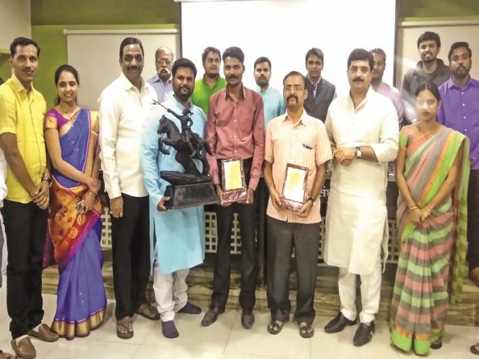 auspiciousness Ganesh Festival due to drum squad: Murlidhar Mohol | ढोल पथकामुळे गणेशोत्सवाला मांगल्याचे स्वरूप : मुरलीधर मोहोळ auspiciousness Ganesh Festival due to drum squad: Murlidhar Mohol | ढोल पथकामुळे गणेशोत्सवाला मांगल्याचे स्वरूप : मुरलीधर मोहोळ