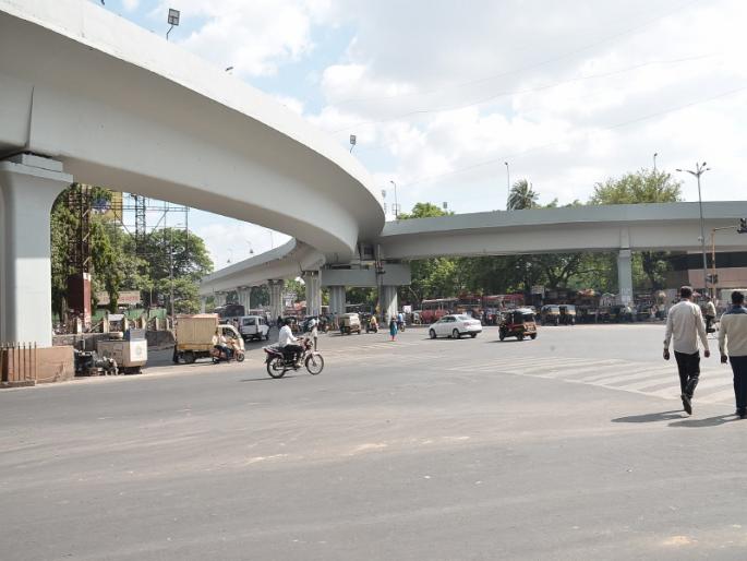 Swargate, maximum noise on Lakshmi Road Lakshmi Puja has a noise level above 250 decibels | स्वारगेट, लक्ष्मी रोडवर सर्वाधिक आवाज; लक्ष्मीपूजनाला आवाजाची पातळी अडीचशे डेसीबलच्या वर Swargate, maximum noise on Lakshmi Road Lakshmi Puja has a noise level above 250 decibels | स्वारगेट, लक्ष्मी रोडवर सर्वाधिक आवाज; लक्ष्मीपूजनाला आवाजाची पातळी अडीचशे डेसीबलच्या वर