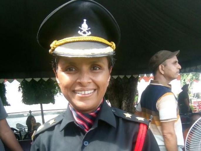 Hello! Swati Mahadik, wife of Shaheed Santosh Mahadik, joined the army | सलाम ! शहीद संतोष महाडिक यांची पत्नी स्वाती महाडिक सैन्यात रुजू, अंत्यविधीवेळी घेतलेली शपथ केली पुर्ण Hello! Swati Mahadik, wife of Shaheed Santosh Mahadik, joined the army | सलाम ! शहीद संतोष महाडिक यांची पत्नी स्वाती महाडिक सैन्यात रुजू, अंत्यविधीवेळी घेतलेली शपथ केली पुर्ण