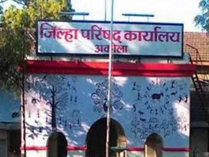 Stop pay until pending cases are settled! | प्रलंबित प्रकरणांचा निपटारा होईपर्यंत वेतन थांबवा; ‘सीईओं’चा शिक्षणाधिकाऱ्यांना आदेश