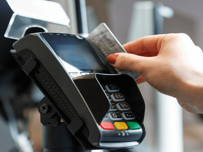 Trick! Reverse transaction made from swipe machine under the pretext of payment; Six arrested | चालबाजी ! पैसे देण्याच्या बहाण्याने स्वॉईप मशीनमधून केले रिव्हर्स ट्रान्झॅक्शन; सहा जण अटकेत