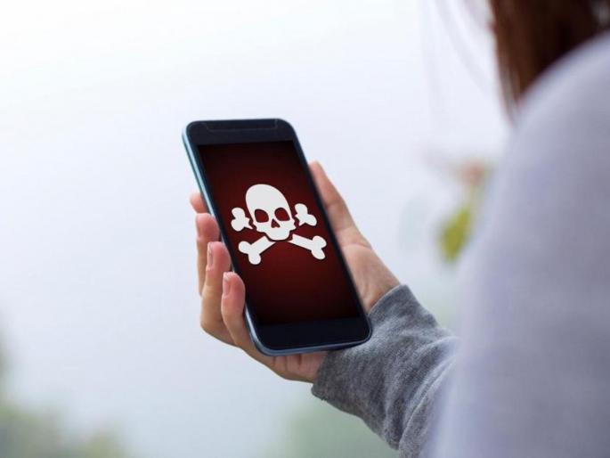 Switched off iphone could be hacked University of Darmstadt reports revealed method   | सावधान! स्विच ऑफ फोन देखील होऊ शकतो हॅक; हॅकर्सना शोधला सिक्रेट मार्ग, बदलू शकतात संपूर्ण कोड Switched off iphone could be hacked University of Darmstadt reports revealed method   | सावधान! स्विच ऑफ फोन देखील होऊ शकतो हॅक; हॅकर्सना शोधला सिक्रेट मार्ग, बदलू शकतात संपूर्ण कोड