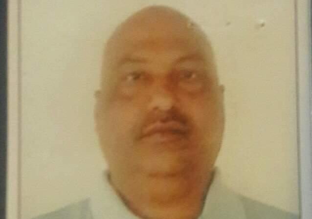 Suicide of famous poultry trader, excitement in Sawantwadi | प्रसिद्ध पोल्ट्री व्यावसायिकाची आत्महत्या, सावंतवाडीत खळबळ Suicide of famous poultry trader, excitement in Sawantwadi | प्रसिद्ध पोल्ट्री व्यावसायिकाची आत्महत्या, सावंतवाडीत खळबळ