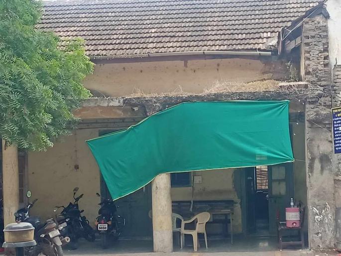 Transfer of 77 accused from Kopargaon Jail to Harsul and Nashik Road Jail | कोपरगाव कारागृहातील ७७ आरोपींची हर्सुल व नाशिकरोड जेलमध्ये रवानगी Transfer of 77 accused from Kopargaon Jail to Harsul and Nashik Road Jail | कोपरगाव कारागृहातील ७७ आरोपींची हर्सुल व नाशिकरोड जेलमध्ये रवानगी