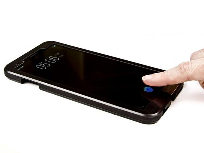 Fingerprint scanner will be on a smartphone display | स्मार्टफोनच्या डिस्प्लेवरच असेल फिंगरप्रिंट स्कॅनर Fingerprint scanner will be on a smartphone display | स्मार्टफोनच्या डिस्प्लेवरच असेल फिंगरप्रिंट स्कॅनर