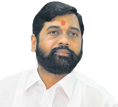 Toll-free and abundant water waiting; Overview of Eknath Shinde's constituency | टोलमुक्ती आणि मुबलक पाणी प्रतीक्षा; एकनाथ शिंदेंच्या मतदारसंघाचा आढावा Toll-free and abundant water waiting; Overview of Eknath Shinde's constituency | टोलमुक्ती आणि मुबलक पाणी प्रतीक्षा; एकनाथ शिंदेंच्या मतदारसंघाचा आढावा