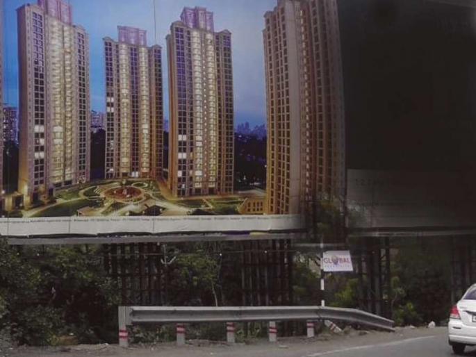 In Meera-Bhayander, the hoardings were imposed on Dhaba | मीरा-भाईंदरमध्ये नियम धाब्यावर बसवत लावले होर्डिंग In Meera-Bhayander, the hoardings were imposed on Dhaba | मीरा-भाईंदरमध्ये नियम धाब्यावर बसवत लावले होर्डिंग