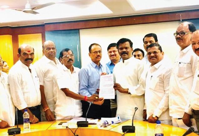  मुद्दा Villages issue: objections, rush to make suggestions; Opportunity for villagers to speak even today | २७ गावांचा मुद्दा : हरकती, सूचना मांडण्यासाठी गर्दी; ग्रामस्थांना आजही म्हणणे मांडण्याची संधी