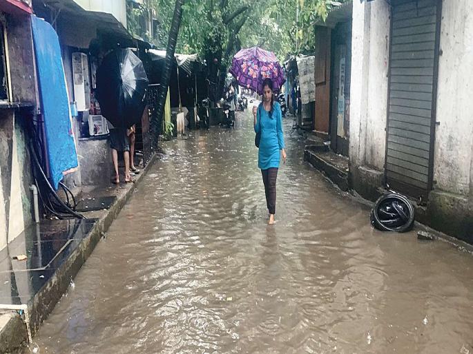 Varun Rajara again arrives strong; | वरुणराजाचे पुन्हा दमदार आगमन; ठिकठिकाणी साचले पाणी Varun Rajara again arrives strong; | वरुणराजाचे पुन्हा दमदार आगमन; ठिकठिकाणी साचले पाणी