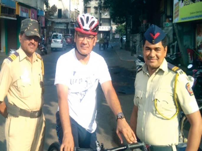 Controls of gold bars by effective petroling | प्रभावी पेट्रोलिंगमुळे सोनसाखळीचोरांवर नियंत्रण Controls of gold bars by effective petroling | प्रभावी पेट्रोलिंगमुळे सोनसाखळीचोरांवर नियंत्रण