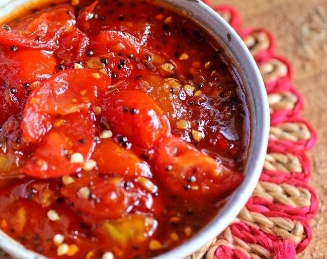 ' tomato chutney’ in the rain; nepal-ladakh-momo special chutney, easy to cook, very easy! | पावसाळ्यात करा चमचमीत 'पहाडी टोमॅटो चटणी'; ना शिजवणे ना वाटणे, एकदम सोप्पी!