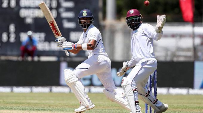 Mayank Agarwal, virat kohali's hits fifty; 1st day india on 264/5 | विंडीजविरुद्ध मयांक, कोहलीचे अर्धशतक