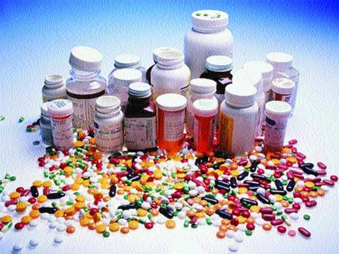 Arbitrarily buying drugs | औषध खरेदीत मनमानी