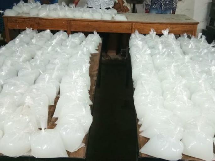 Arrested for sale to Tadi | ताडी विक्री करणाऱ्या दोघांना अटक Arrested for sale to Tadi | ताडी विक्री करणाऱ्या दोघांना अटक