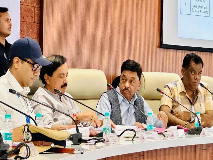 File a case of fraud against insurance companies that cheat farmers says MP Sunil Tatkare | शेतकऱ्यांना फसवणाऱ्या विमा कंपन्यांवर फसवणुकीचा गुन्हा दाखल करा : खासदार सुनील तटकरे File a case of fraud against insurance companies that cheat farmers says MP Sunil Tatkare | शेतकऱ्यांना फसवणाऱ्या विमा कंपन्यांवर फसवणुकीचा गुन्हा दाखल करा : खासदार सुनील तटकरे