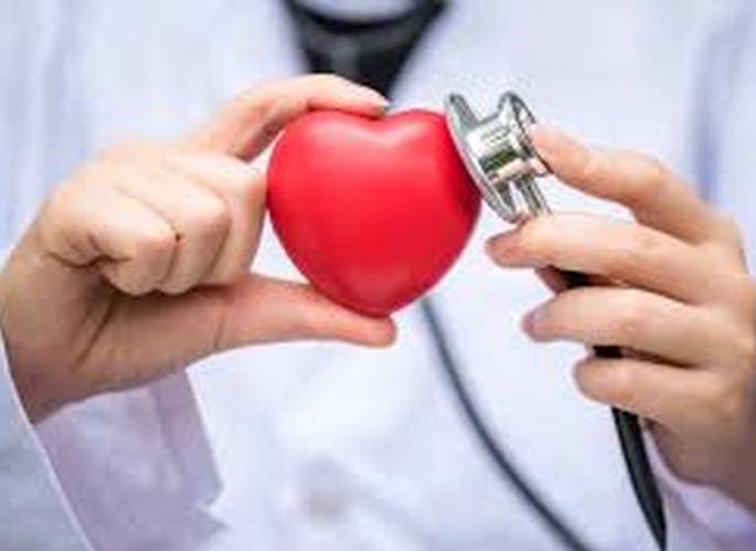 Take care of your heart as well as your lungs after corona | कोरोनामुक्तीनंतर फुप्फुसांसोबतच हृदयही सांभाळा! Take care of your heart as well as your lungs after corona | कोरोनामुक्तीनंतर फुप्फुसांसोबतच हृदयही सांभाळा!