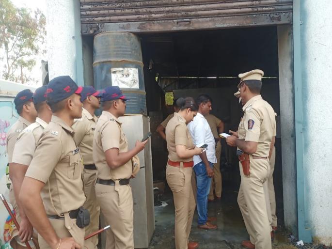 Case against four including two women in 'Sparkle Candle' factory blast case; One arrested | Talawade Fire: ‘स्पार्कल कँडल’ कारखाना स्फोट प्रकरणी २ महिलांसह चौघांवर गुन्हा; एकाला अटक Case against four including two women in 'Sparkle Candle' factory blast case; One arrested | Talawade Fire: ‘स्पार्कल कँडल’ कारखाना स्फोट प्रकरणी २ महिलांसह चौघांवर गुन्हा; एकाला अटक