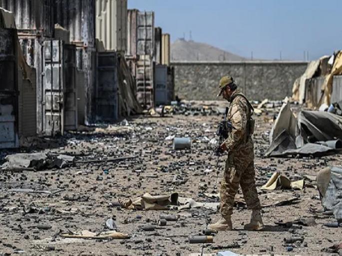 Before leaving Afghanistan US destroyed equipment worth 100s of millions say Taliban | तालिबानला झटका : अफगाणिस्तान सोडण्यापूर्वी अमेरिकेनं अब्जावधी डॉलर्सची शस्त्रास्त्र, वाहनं जाळली Before leaving Afghanistan US destroyed equipment worth 100s of millions say Taliban | तालिबानला झटका : अफगाणिस्तान सोडण्यापूर्वी अमेरिकेनं अब्जावधी डॉलर्सची शस्त्रास्त्र, वाहनं जाळली
