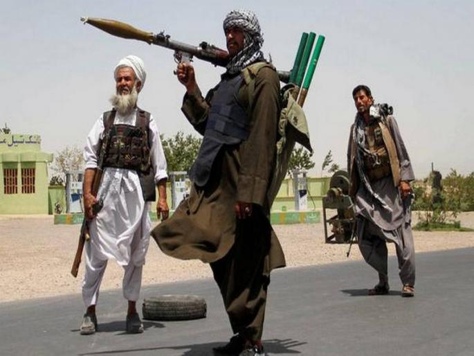 after entering in Kabul, Taliban issued important instructions to all its troops | कुणाच्याही घरात परवानगीशिवाय प्रवेश करू नका, तालिबानच्या सर्व सैनिकांना सूचना after entering in Kabul, Taliban issued important instructions to all its troops | कुणाच्याही घरात परवानगीशिवाय प्रवेश करू नका, तालिबानच्या सर्व सैनिकांना सूचना