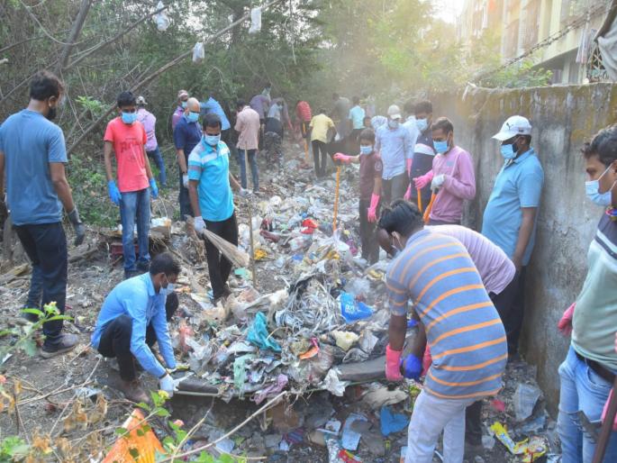 Garbage accumulated for 15 years collected 111 tons of garbage collected cleanliness drive at Taljai | १५ वर्षांपासून साठलेला कचरा गोळा केला; तब्बल १११ टन कचऱ्याचे संकलन, तळजाईवर स्वच्छता मोहीम Garbage accumulated for 15 years collected 111 tons of garbage collected cleanliness drive at Taljai | १५ वर्षांपासून साठलेला कचरा गोळा केला; तब्बल १११ टन कचऱ्याचे संकलन, तळजाईवर स्वच्छता मोहीम