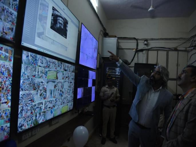 CCTV watch on 2968 prisoners in Taloja now | तळोजातील २९६८ कैद्यांवर आता सीसीटीव्हींचा वॉच; ४५१ कॅमेऱ्यांचा शुभारंभ CCTV watch on 2968 prisoners in Taloja now | तळोजातील २९६८ कैद्यांवर आता सीसीटीव्हींचा वॉच; ४५१ कॅमेऱ्यांचा शुभारंभ