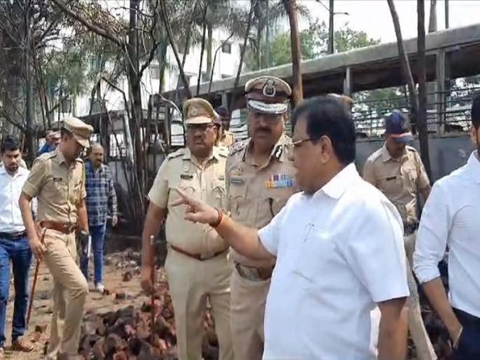 Haidos of gas mafia, replace police; Tanaji Sawant scolded the Pimpri-Chinchwad police | गॅस माफियांचा हैदोस, पोलिसांची बदली करा; तानाजी सावंत पिंपरी-चिंचवड पोलिसांना खडसावले Haidos of gas mafia, replace police; Tanaji Sawant scolded the Pimpri-Chinchwad police | गॅस माफियांचा हैदोस, पोलिसांची बदली करा; तानाजी सावंत पिंपरी-चिंचवड पोलिसांना खडसावले