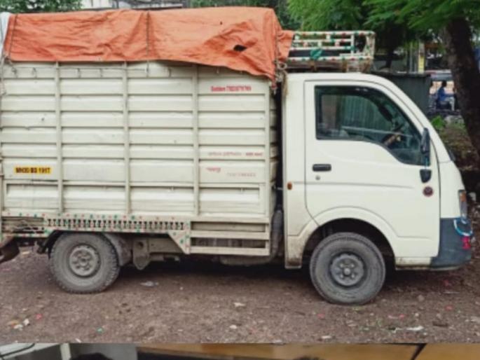 Seized cheap grain rice being taken to the black market | काळ्या बाजारात नेण्यात येत असलेला स्वस्त धान्याचा तांदूळ जप्त Seized cheap grain rice being taken to the black market | काळ्या बाजारात नेण्यात येत असलेला स्वस्त धान्याचा तांदूळ जप्त