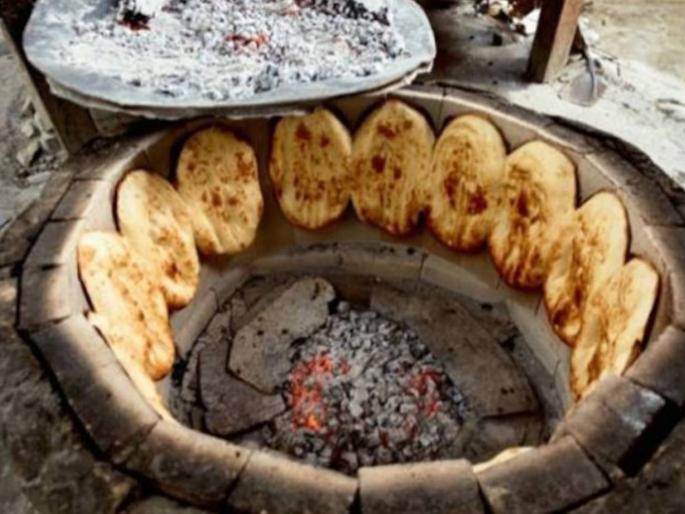 Shut down coal-fired tandoors; alternative fuel will have to be used in kilns; Municipality gives July 8 deadline to 84 hotels | काेळशावरील तंदूर बंद करा; भट्ट्यांमध्ये करावा लागणार पर्यायी इंधनाचा वापर; पालिकेची ८४ हॉटेलांना ८ जुलैची डेडलाइन