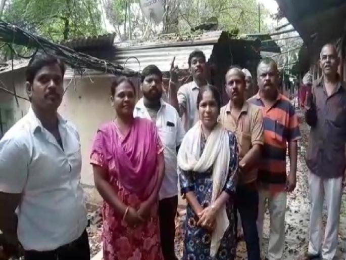 Maharashtra Election 2019 : Nearly 400 citizens of Pune ban on voting for "this" cause | महाराष्ट्र निवडणूक २०१९ : पुण्यातील जवळपास 400 नागरिकांनी " या "कारणामुळे टाकला मतदानावर बहिष्कार Maharashtra Election 2019 : Nearly 400 citizens of Pune ban on voting for "this" cause | महाराष्ट्र निवडणूक २०१९ : पुण्यातील जवळपास 400 नागरिकांनी " या "कारणामुळे टाकला मतदानावर बहिष्कार