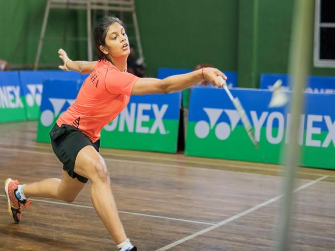 Badminton: Tanisha get gold medal | बॅडमिंटन : तनिशाची सुवर्ण घोडदौड! Badminton: Tanisha get gold medal | बॅडमिंटन : तनिशाची सुवर्ण घोडदौड!