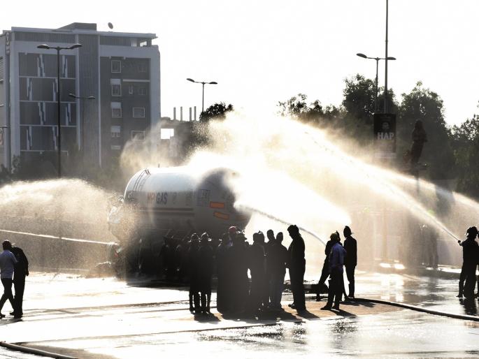 Chhatrapatisambhajinagar Gas Leak: Understand why tanker became dangerous? How are alternatives explored? Complete schedule in one click | समजून घ्या, टँकर का धोकादायक झाला? कसे पर्याय शोधले गेले ? संपूर्ण घटनाक्रम एका क्लिकवर Chhatrapatisambhajinagar Gas Leak: Understand why tanker became dangerous? How are alternatives explored? Complete schedule in one click | समजून घ्या, टँकर का धोकादायक झाला? कसे पर्याय शोधले गेले ? संपूर्ण घटनाक्रम एका क्लिकवर