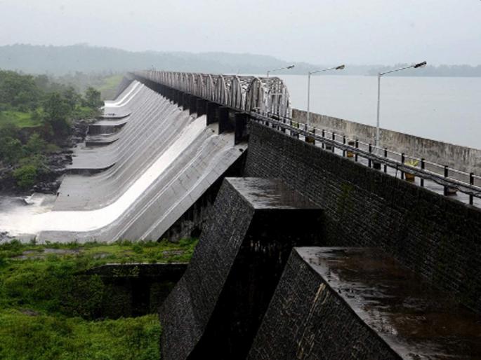 65% water storage in lakes which provides water to mumbai | तलावांमध्ये ६५ टक्के जलसाठा जमा; चिंता कमी होतेय 65% water storage in lakes which provides water to mumbai | तलावांमध्ये ६५ टक्के जलसाठा जमा; चिंता कमी होतेय
