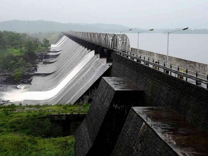 in mumbai 4 percent increase in water storage in one day dam areas recorded 706 mm rainfall | एका दिवसात पाणीसाठ्यात ४ % वाढ; धरण क्षेत्रांमध्ये ७०६ मिमी पावसाची नोंद in mumbai 4 percent increase in water storage in one day dam areas recorded 706 mm rainfall | एका दिवसात पाणीसाठ्यात ४ % वाढ; धरण क्षेत्रांमध्ये ७०६ मिमी पावसाची नोंद