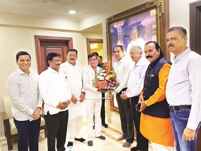 BJP's former city president Kishan Chand Tanwani enters in Shiv sena again; Access to some more councilors soon | माजी शहराध्यक्ष किशनचंद तनवाणी यांचा भाजपला रामराम; आणखी काही नगरसेवक करणार प्रवेश BJP's former city president Kishan Chand Tanwani enters in Shiv sena again; Access to some more councilors soon | माजी शहराध्यक्ष किशनचंद तनवाणी यांचा भाजपला रामराम; आणखी काही नगरसेवक करणार प्रवेश