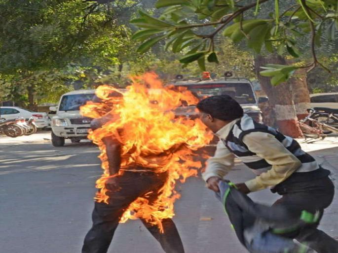 How tasty is the administration? | प्रशासनाला असे किती तौसिफ हवेत? How tasty is the administration? | प्रशासनाला असे किती तौसिफ हवेत?